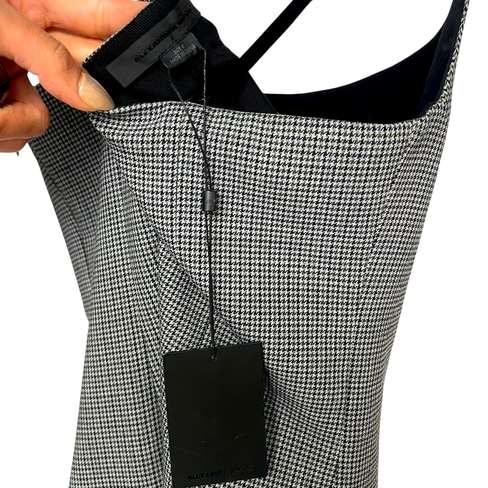 🚨𝐂𝐋𝐎𝐒𝐈𝐍𝐆 𝐒𝐀𝐋𝐄🚨🩶𝐍𝐖𝐓 𝐀𝐋𝐄𝐗𝐀𝐍𝐃𝐄𝐑 𝐖𝐀𝐍𝐆 Houndstooth Spaghetti Str mini dress - Picture 4 of 7